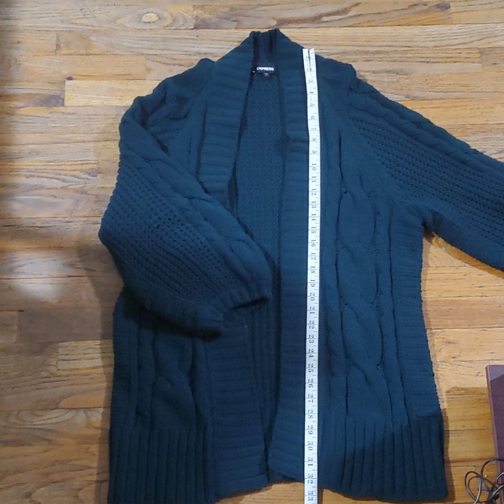 Express Sweater - Picture 6 of 7